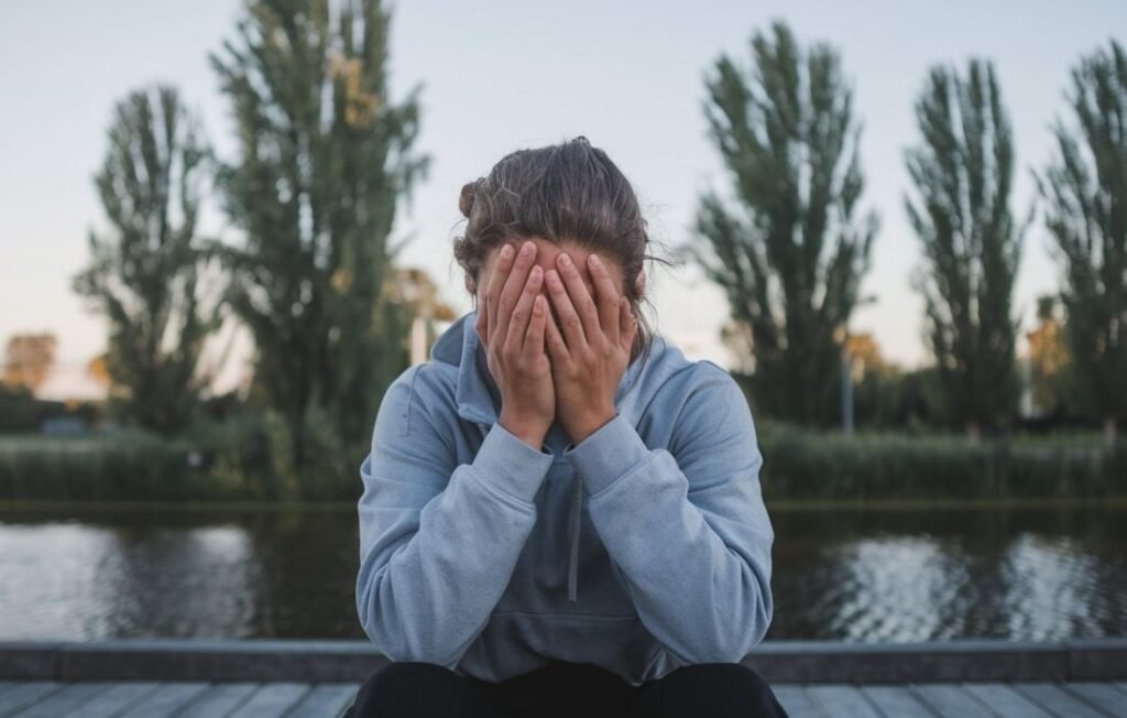 Challenge negative thoughts to stops overthinking in a relationship