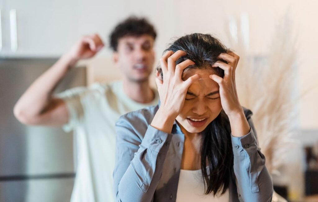 Defensiveness and anger - signs of mental relationship in a relationship